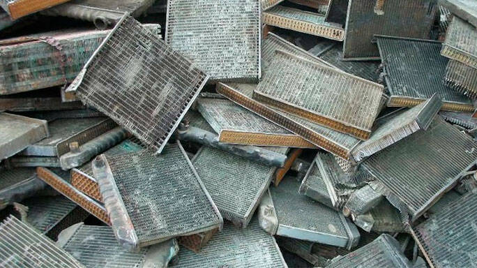 Сдать латунные радиаторы в Одессе — цена за кг, условия приёма фото